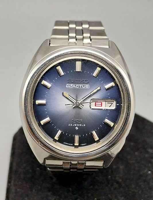 Seiko 5 Actus SS 23 Jewels 6106-7520 Vintage Mens Automatic October 1972 Watch