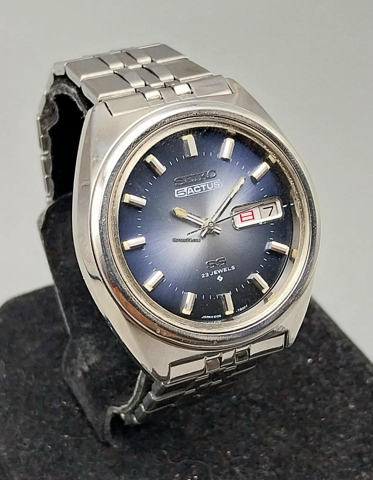 Seiko 5 Actus SS 23 Jewels 6106-7520 Vintage Mens Automatic October 1972 Watch